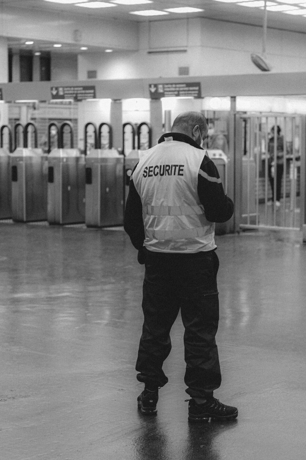 retail security training session